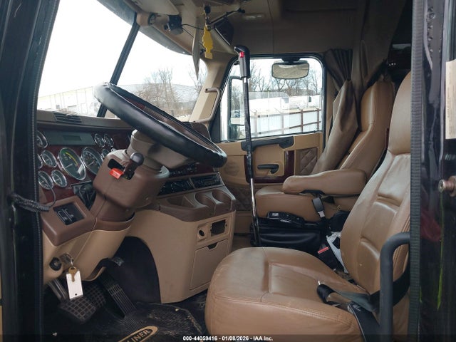 3ALXFBCGXGDHJ1859 Freightliner Conventional Coronado 132