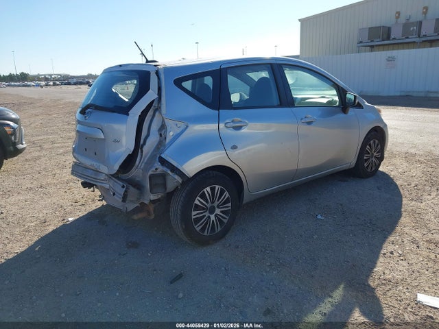 2018 NISSAN VERSA NOTE 3N1CE2CP5JL366854 Photo 3