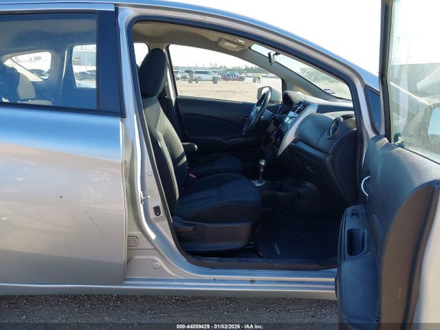 2018 NISSAN VERSA NOTE 3N1CE2CP5JL366854 Photo 4