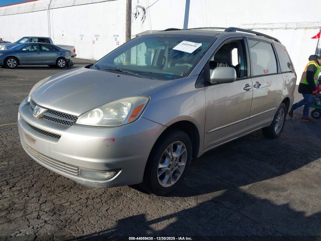 2005 TOYOTA SIENNA 5TDBA22C45S045214 Photo 1