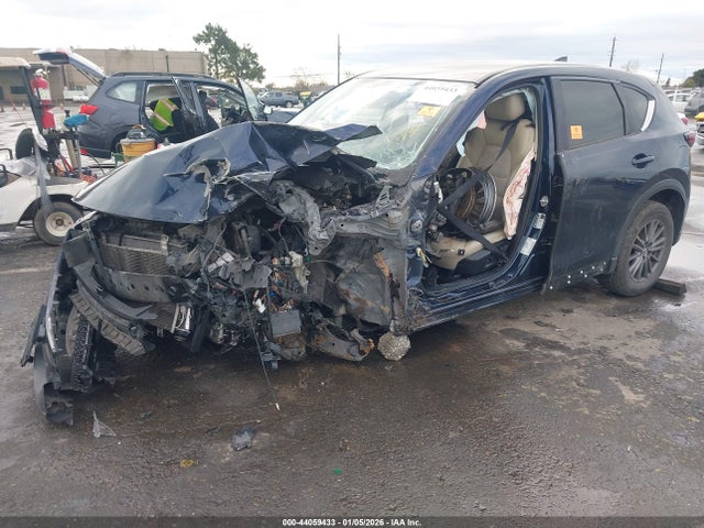 Mazda Cx-5 Touring 2017 JM3KFACL0H0185074 Image 2