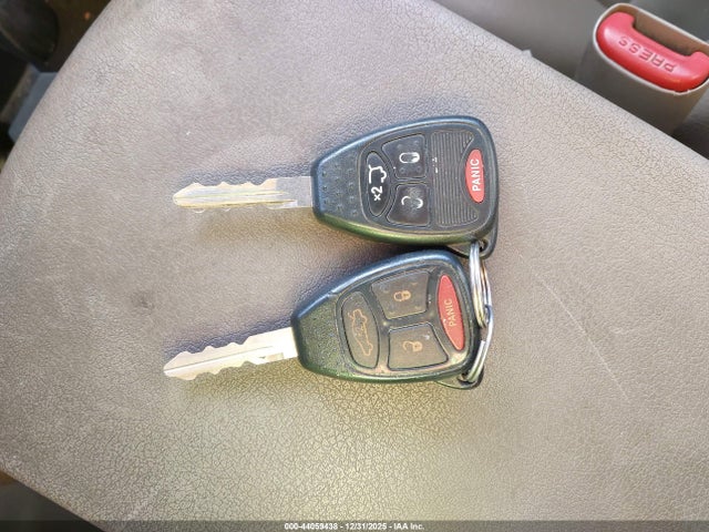 2006 Jeep Commander მანქანა იყიდება აუქციონზე, vin: 1J8HG48N96C338647, აუქციონის ნომერი: 44059438