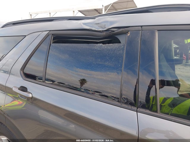 1FMUK7DH9SGC58690 Ford Explorer Active