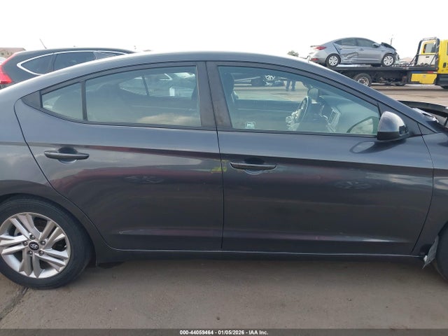 5NPD84LF5LH572920 Hyundai ELANTRA SEL