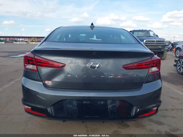 5NPD84LF5LH572920 Hyundai ELANTRA SEL