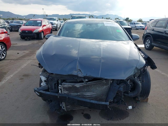 5NPD84LF5LH572920 Hyundai ELANTRA SEL