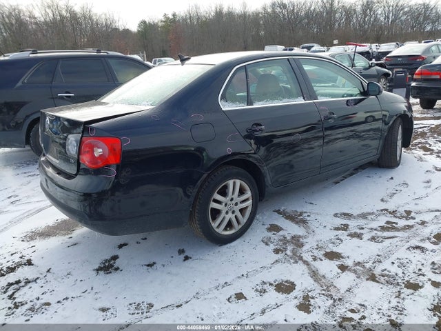 2007 Volkswagen Jetta 2.5 მანქანა იყიდება აუქციონზე, vin: 3VWRG71K47M151326, აუქციონის ნომერი: 44059469