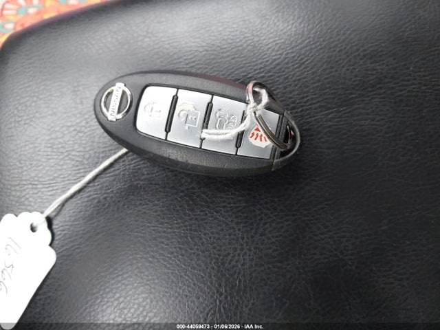 5N1AT2MVXFC827536 Nissan Rogue Sl