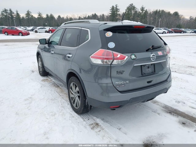 5N1AT2MVXFC827536 Nissan Rogue Sl