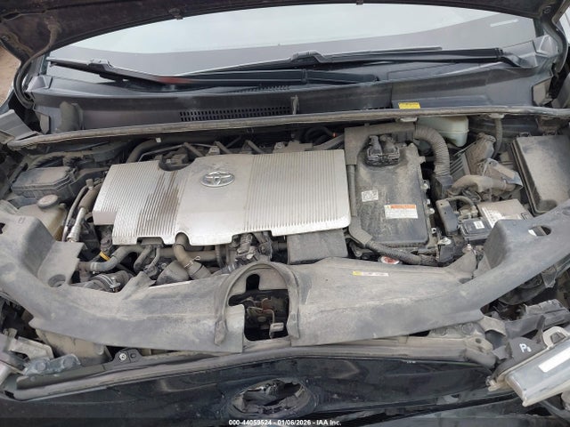 JTDKARFU1H3544456 Toyota Prius Three Touring