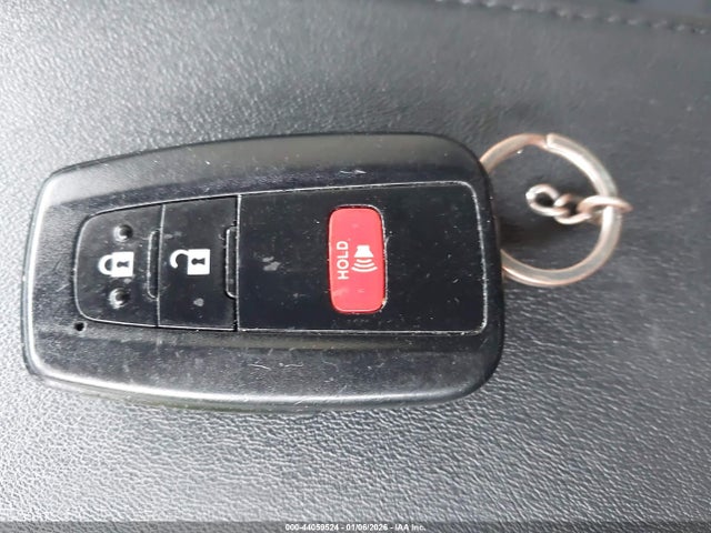 JTDKARFU1H3544456 Toyota Prius Three Touring
