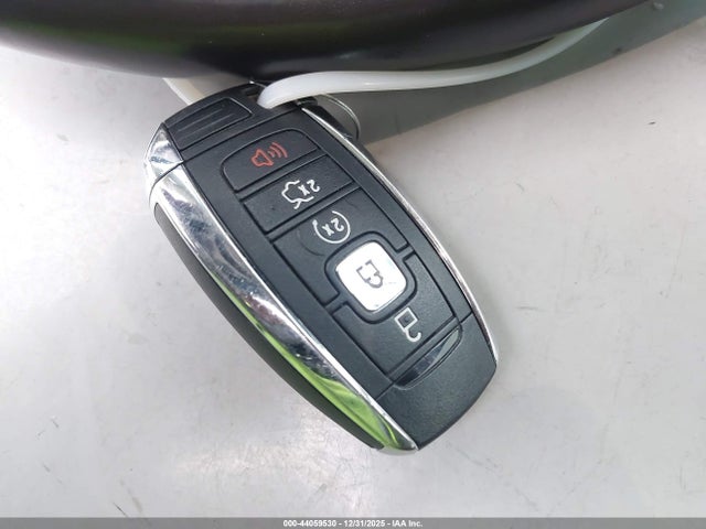 Lincoln Nautilus Select 2019 2LMPJ6K92KBL11196 Image 11