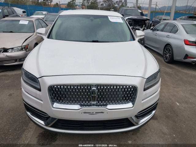 Lincoln Nautilus Select 2019 2LMPJ6K92KBL11196 Image 13