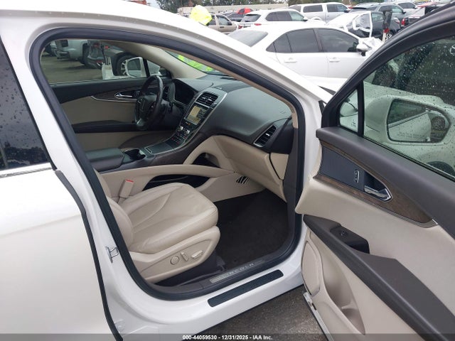 Lincoln Nautilus Select 2019 2LMPJ6K92KBL11196 Image 5