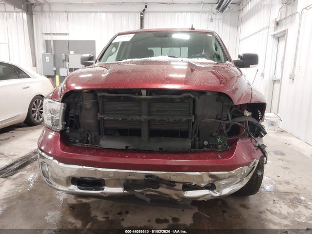 3C6RR7LT5HG635211 RAM 1500 Big Horn 4x4 5&#039;7 Box