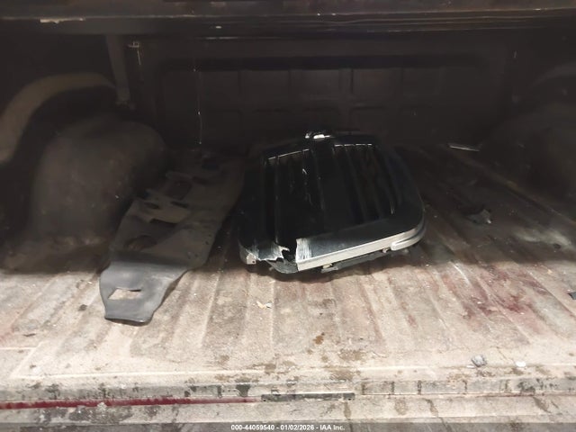 3C6RR7LT5HG635211 RAM 1500 Big Horn 4x4 5&#039;7 Box
