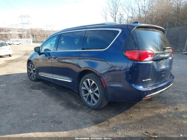 2C4RC1GG5HR599552 Chrysler Pacifica Limited