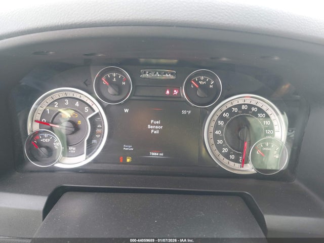 2017 Ram 1500 Big Horn  4x4 5'7 Box მანქანა იყიდება აუქციონზე, vin: 1C6RR7LM1HS879374, აუქციონის ნომერი: 44059689