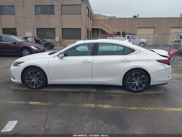 58ADZ1B1XPU151339 Lexus ES 350