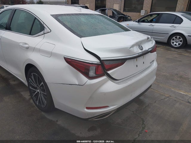 58ADZ1B1XPU151339 Lexus ES 350