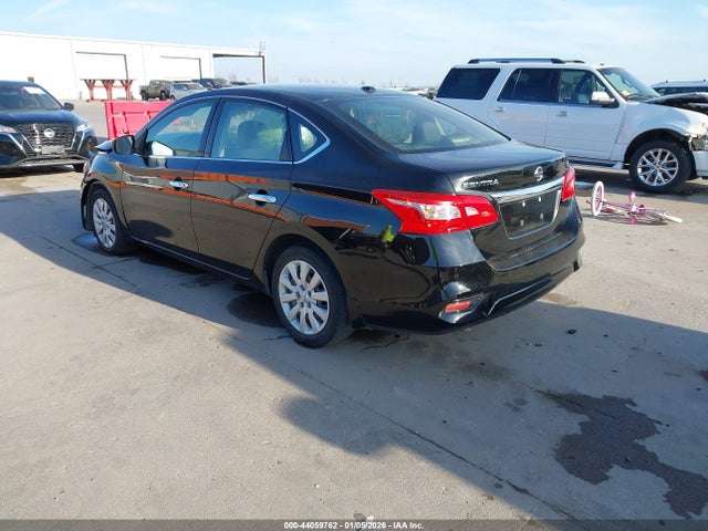 2017 Nissan Sentra Sv მანქანა იყიდება აუქციონზე, vin: 3N1AB7AP3HY247696, აუქციონის ნომერი: 44059762