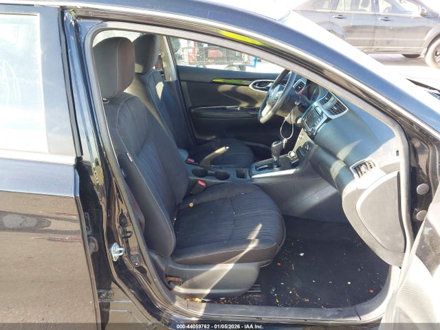 2017 Nissan Sentra Sv მანქანა იყიდება აუქციონზე, vin: 3N1AB7AP3HY247696, აუქციონის ნომერი: 44059762