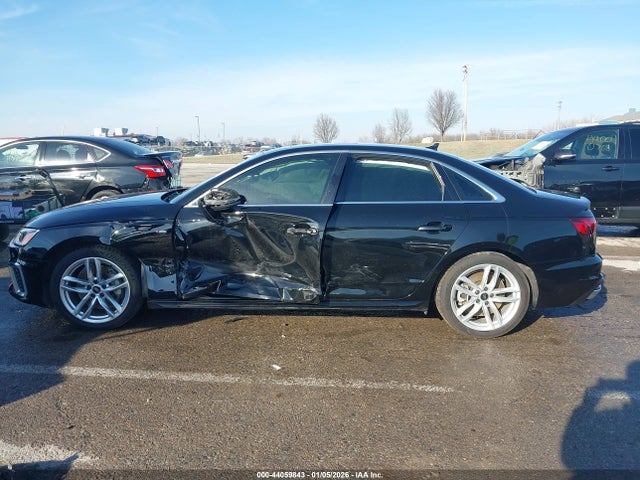 2023 Audi A4 Premium Plus 45 Tfsi S Line Quattro S Tronic მანქანა იყიდება აუქციონზე, vin: WAUEAAF46PN003885, აუქციონის ნომერი: 44059843