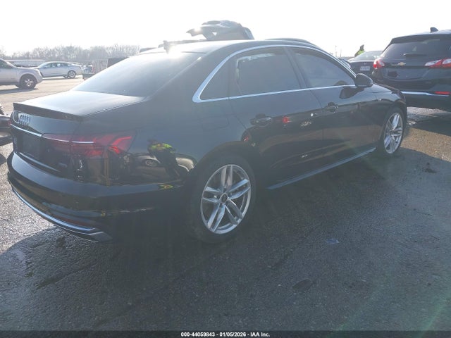2023 AUDI A4 WAUEAAF46PN003885 Photo 3