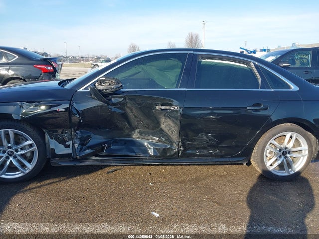 2023 AUDI A4 WAUEAAF46PN003885 Photo 5