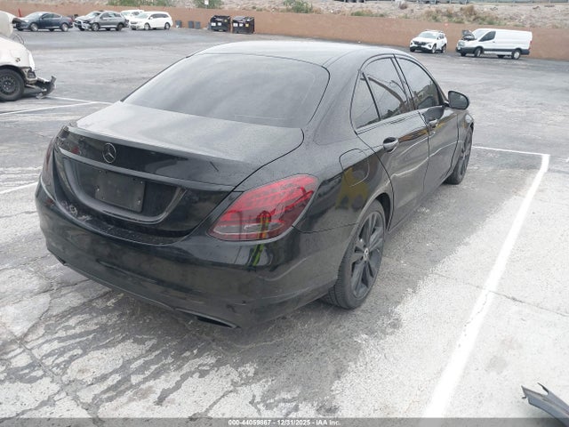 2018 MERCEDES-BENZ C 300 55SWF4JB8JU243699 Photo 3