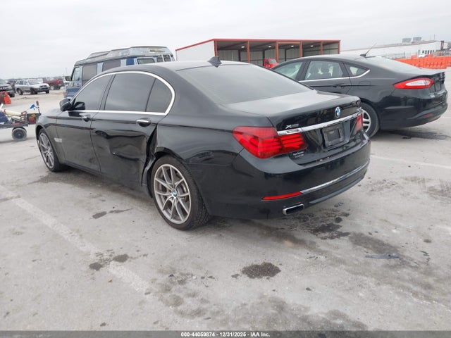 2015 BMW 740LI WBAYF4C54FD874107 Photo 2