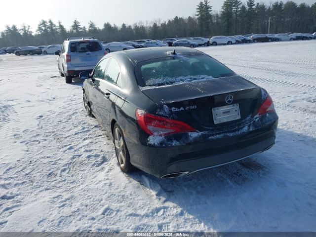 2018 MERCEDES-BENZ CLA 250 WDDSJ4GBXJN565970 Photo 2