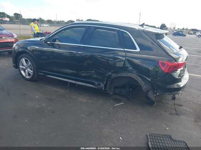 2022 AUDI Q3 WA1EECF39N1051891 Photo 2