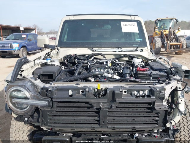 2025 FORD BRONCO 1FMEE8BH3SLB52618 Photo 9