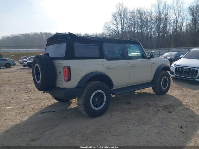 2025 FORD BRONCO 1FMEE8BH3SLB52618 Photo 3