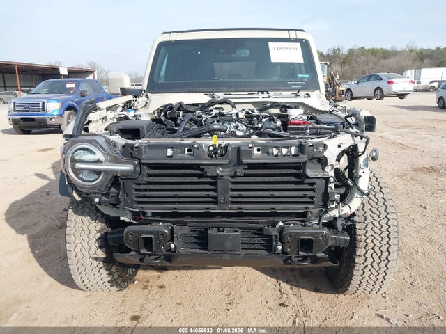 2025 FORD BRONCO 1FMEE8BH3SLB52618 Photo 5