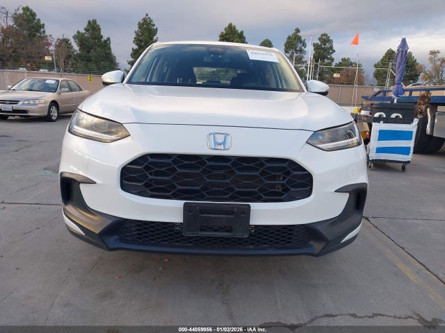 3CZRZ2H3XPM748487 Honda Hr-v Awd Lx