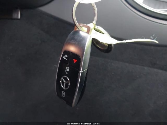 2020 MERCEDES-BENZ E 350 W1KZF8EB0LA805256 Photo 10