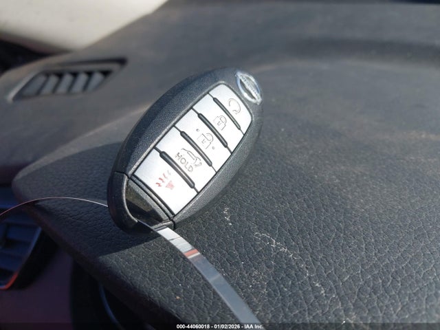 2018 NISSAN ROGUE 5N1AT2MT6JC755421 Photo 10