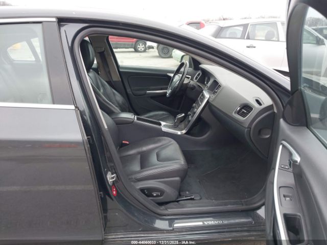 2014 VOLVO S60 YV1612FSXE1284485 Photo 4