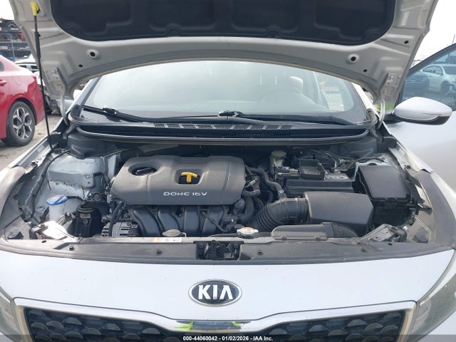 KIA FORTE LX 2017 3KPFK4A77HE041560 Image 10