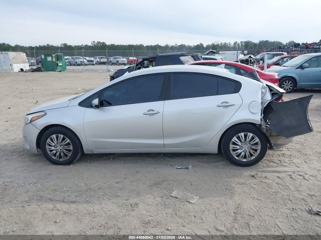 KIA FORTE LX 2017 3KPFK4A77HE041560 Image 15