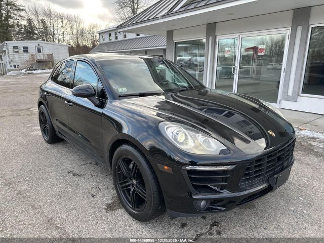 2016 PORSCHE MACAN WP1AB2A51GLB54602
