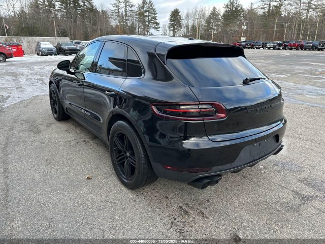2016 PORSCHE MACAN WP1AB2A51GLB54602 Photo 2