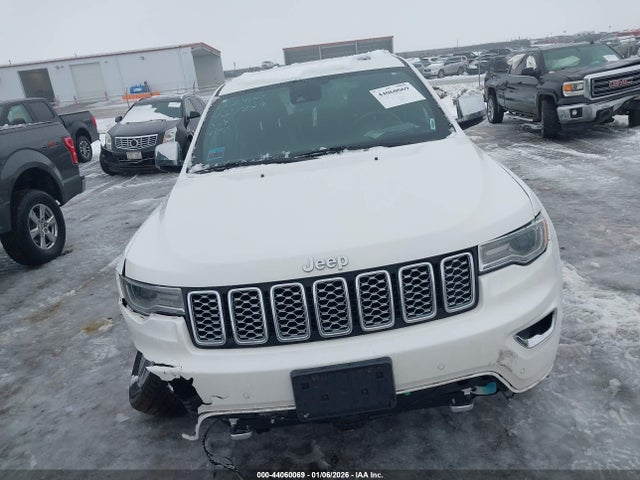 1C4RJFCG4JC449553 Jeep Grand Cherokee Overland 4x4