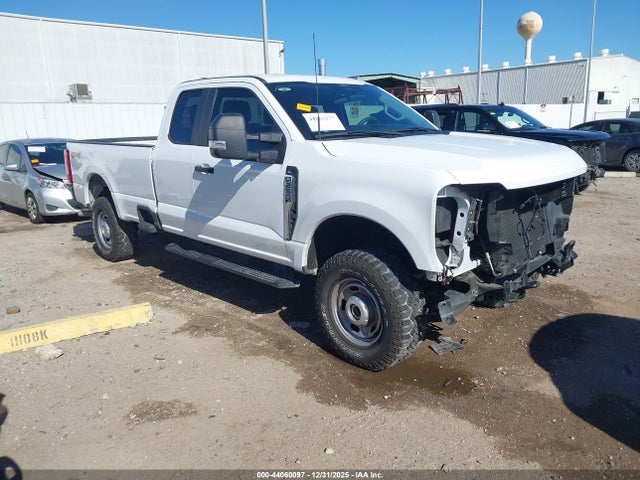 1FT7X2BA7RED47725 Ford F-250 Xl