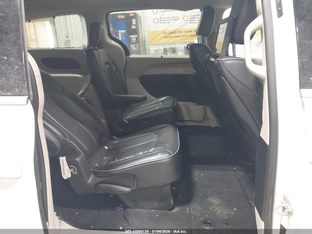 2C4RC1GG6LR242177 Chrysler Pacifica Limited