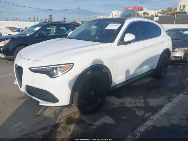 2018 ALFA ROMEO STELVIO ZASFAKAN7J7B83586 Photo 1