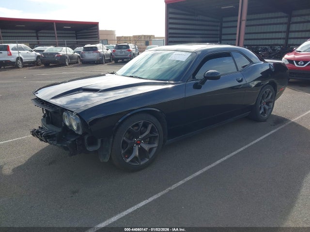 2C3CDZAG1JH231878 Dodge Challenger Sxt Plus