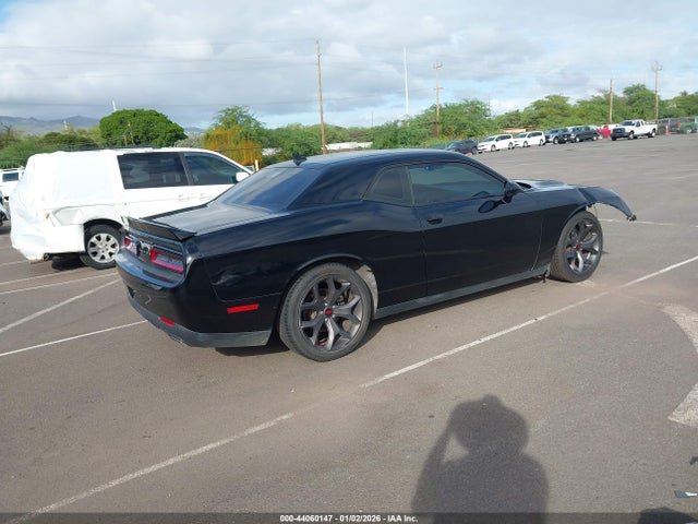 2C3CDZAG1JH231878 Dodge Challenger Sxt Plus